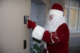 Дед Мороз с доставкой на дом - а нужен ли?