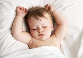 В каком возрасте дети перестают спать днем?