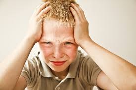 Какие могут быть причины головной боли у ребенка?