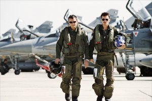 Какие есть фильмы про летчиков