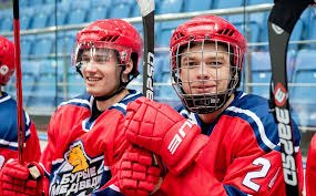 Как называется фильм о хоккеистах?