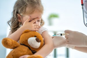 Можно ли детям делать прививки от Короновируса?