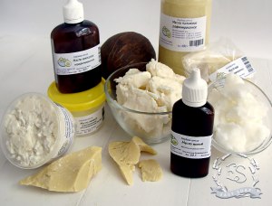 Чем отличаются тведые масла от жидких масел и их применение в уходе за кожей лица и тела?