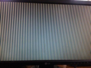Появились вертикальные черные и белые полосы по всему монитору, что делать?