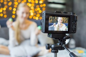 Как снимать совместные видео ютуб?