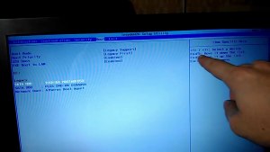Ноутбук Lenovo. Как изменить порядок опроса загрузочных устройств?