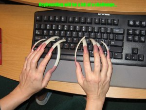 Как сделать тише звук клацания ногтей по клавиатуре?