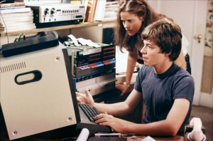 Какие есть современные фильмы про компьютеры и интернет?