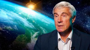 Если ли люди чей прах отправлен на другие планеты или в космос? Кто они?