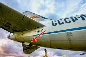 Зачем на хвост советских Ту-114 была добавлена 4-ая маленькая стойка шасси?