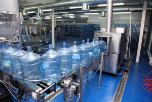 Бывают ли водные заводы, то есть заводы по производству очищенной воды?