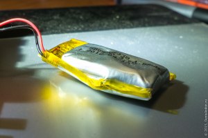 Как заделать случайно поврежденный литий-полимерный аккумулятор?