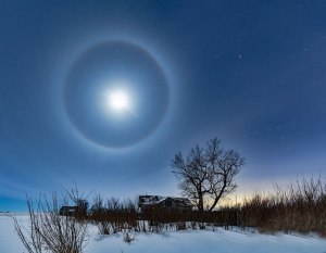 Зачем ученым кольца вокруг Луны? Почему они думают над их созданием?