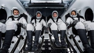 Зачем российским космонавтам летать на американских космических кораблях?