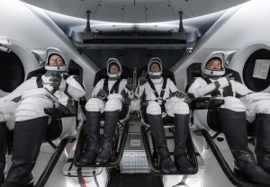 Как прошла посадка корабля Dragon SpaceX Crew-2?
