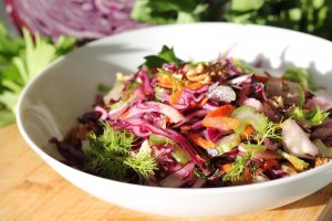 Как приготовить салат с гравилатом?