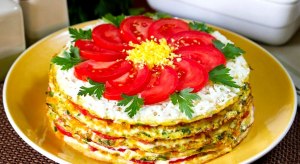 Как и чем красиво украсить кабачковый торт сверху?