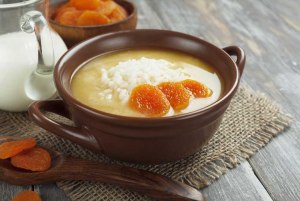 Как приготовить суп с абрикосовым пюре?