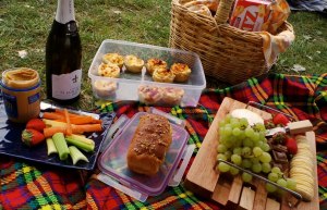 Какую еду и напитки можно приготовить на пикник бюджетно?