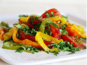 Как приготовить салат «Перчик»?