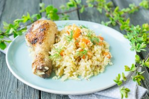 Как приготовить курицу с рисом и сельдереем?