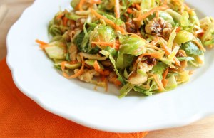 Как приготовить салат с языком, огурцом, пекинской капустой и морковью?