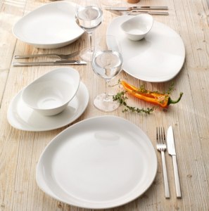 Почему в ресторанах используют белые тарелки?