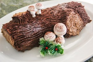Где принято готовить рождественский торт «Полено»