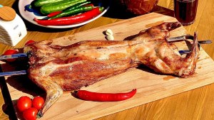 Мясо нутрии подходит для приготовления на вертеле (шампурах)?
