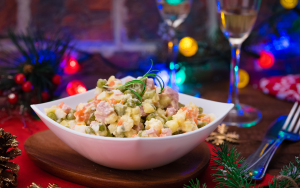 Почему салат «Оливье» считается одним из лучших на Новогоднем столе?