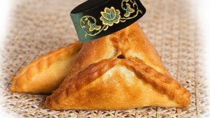 Почему ливанский пирожок "Фатайер" и татарский "Эчпочмак" одинаковые?
