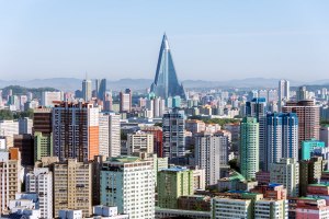 Какой второй по населению город в Северной Корее?