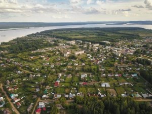 Сколько человек в городе Оханск, что о нём известно?