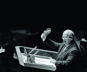 Ботинком какой фирмы стучал Хрущев по трибуне ООН?