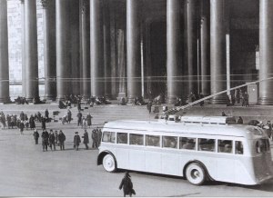 В какой стране были выпущены первые тролейбусы?