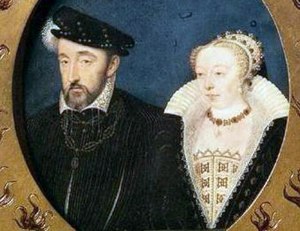 Почему король Франции Генрих 2-ой, женился на безродной Екатерине Медичи?