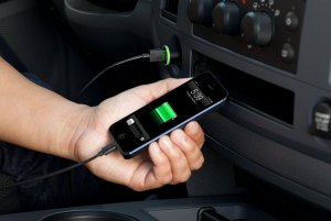 Какие могут быть ограничения на зарядку смартфона в автомобиле?