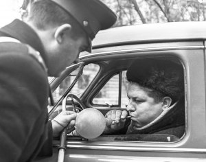 "Выясняли отношения" водители на дорогах в советское время, как сейчас?