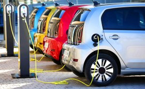 Почему ЕС переходит на электромобили? Электричества избыток бесплатного?