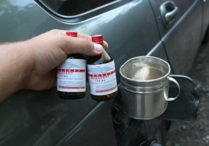 Как дома изготовить горючее для своего автомобиля, какие нужны ингредиенты?