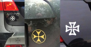 На автомобиле царапины в виде крестика, это метка, знак, приколюха?