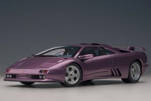 Какие характеристики у Lamborghini Diablo SE30 ? Стоит ли покупать?