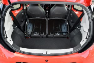 Какие размеры багажника у Toyota Aygo?