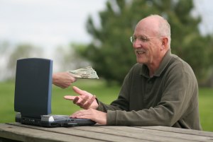 Что нужно, чтобы пенсионеры не платили за телевидение и интернет?