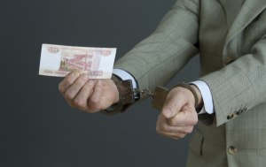 Как липовые юристы вымогают у граждан деньги (см)?