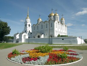 Какие памятники культурного наследия России следует восст.и реставрировать?