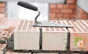 Зачем жидкое мыло добавляют в цементный раствор?