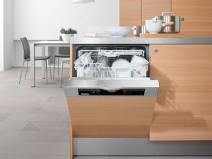 Можно ли разместить посудомоечную машину вплотную к газовой плите?