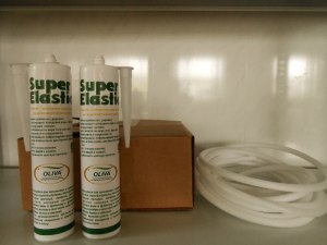 Какой есть эластичный герметик для заделки трещин в печи?