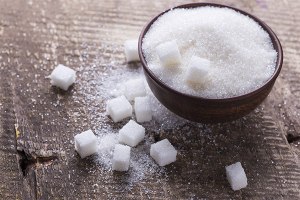 Кому из людей полезен сахар? Почему?